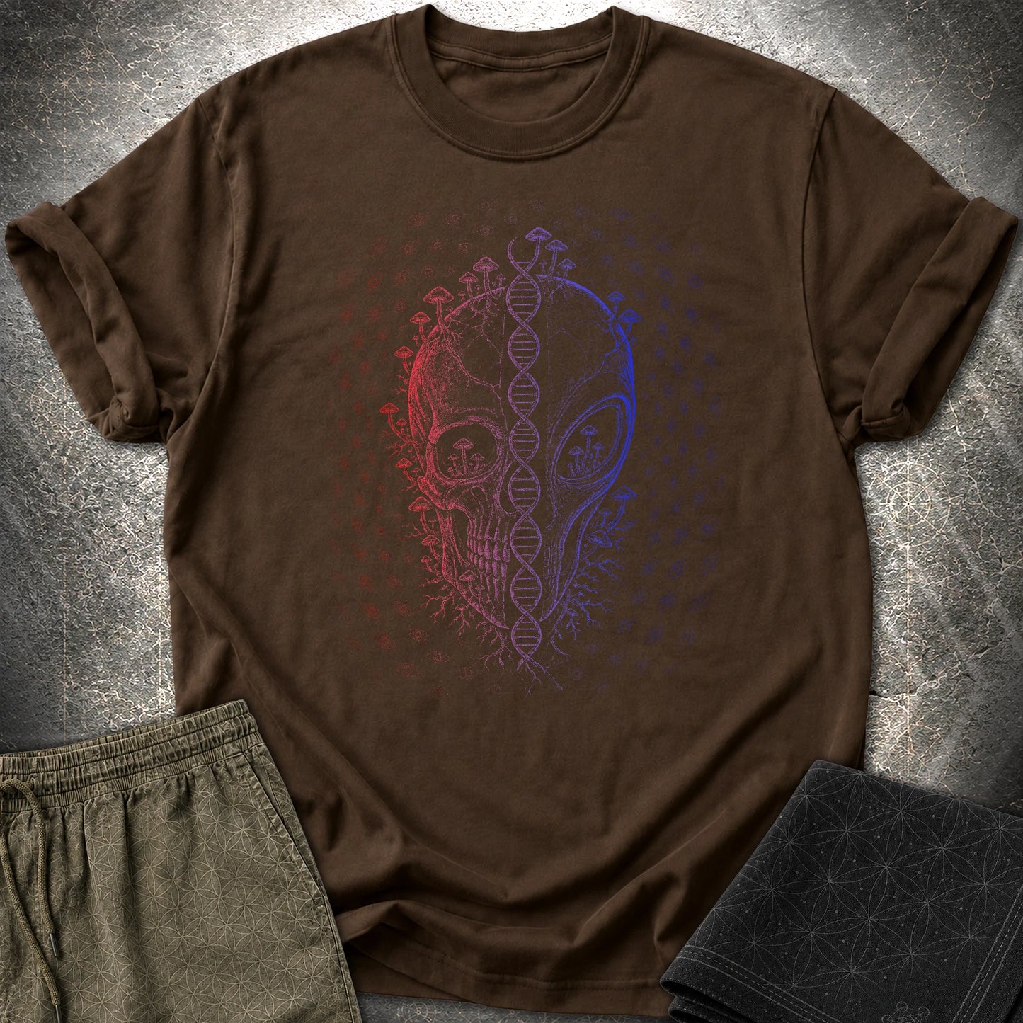 Alien Skull Cosmic Fungi T-Shirt - Alien Skull Cosmic Fungi T-Shirt - Dark Chocolate
