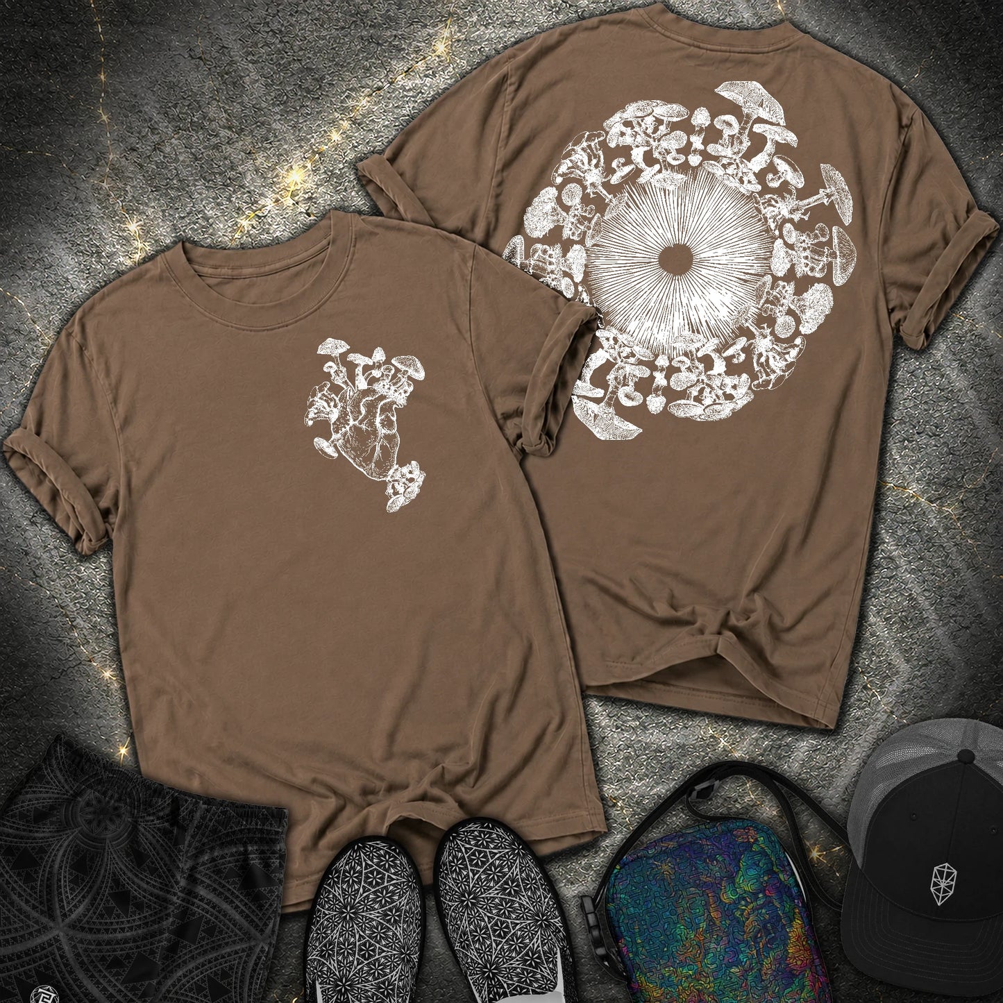 Mushroom Heart Mushroom Iris 2 Sided Comfort T-Shirt - Mushroom Heart Mushroom Iris 2 Sided Comfort T-Shirt - Espresso