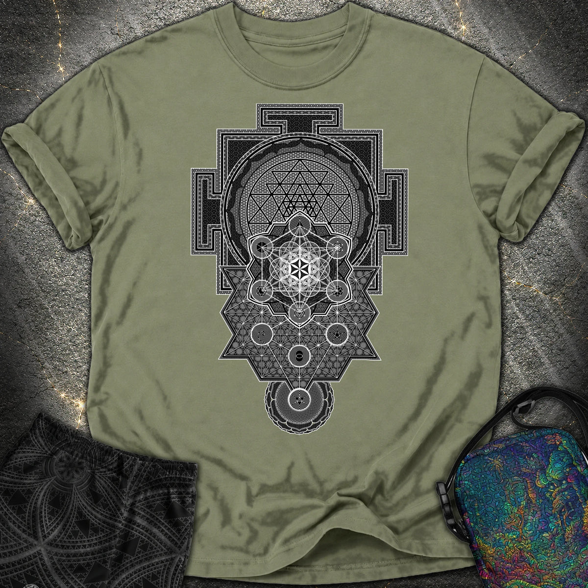 Sri Yantra Intricate Sacred Patterns Comfort T-Shirt - Sri Yantra Intricate Sacred Patterns Comfort T-Shirt - Moss