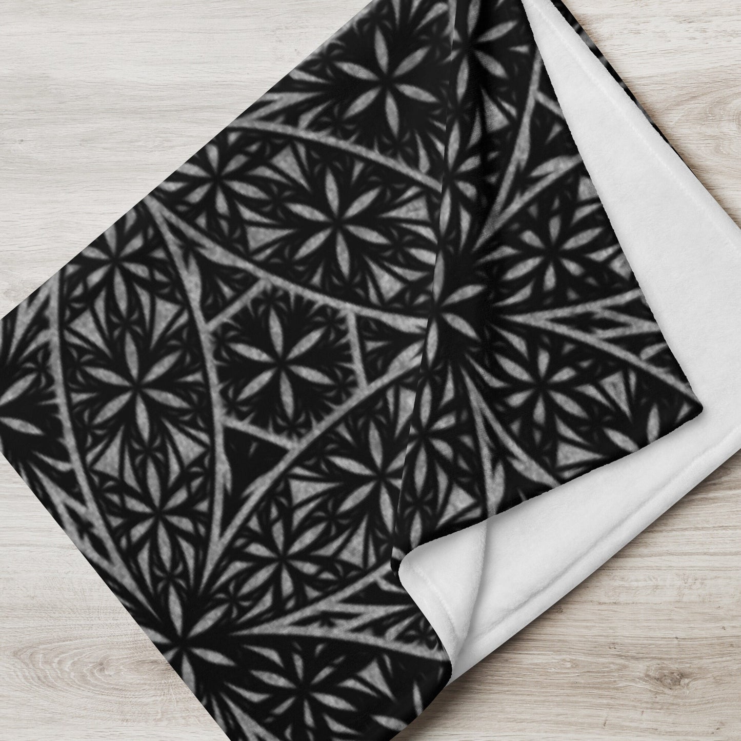 Flower Of Life Fractal Pattern | Sacred Geometry Cover | Warm Festival Tapestry | Intricate Psychedelic Geometric Pattern | Throw Blanket