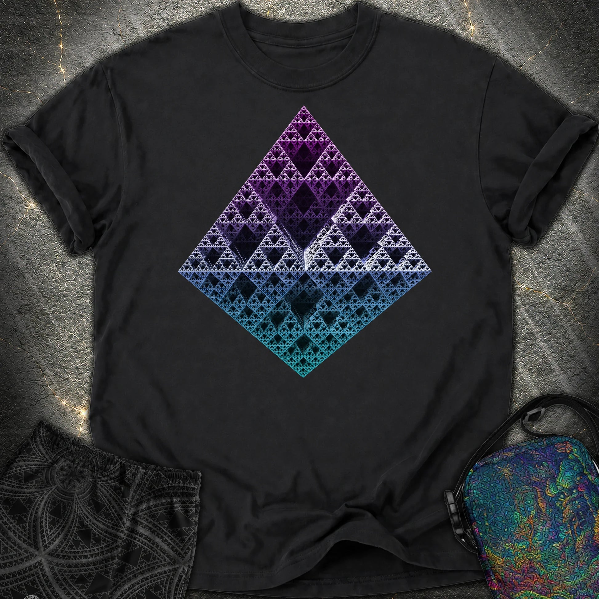 Sierpinski 3D Fractal Comfort T-Shirt - Sierpinski 3D Fractal Comfort T-Shirt - Black