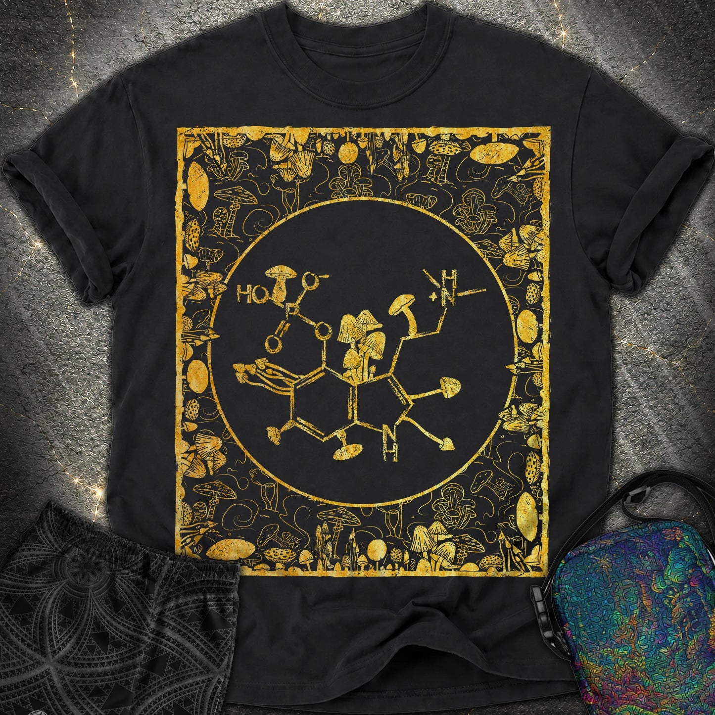 Psilocybin Molecule Mushroom Frame - Psilocybin Molecule Mushroom Frame Comfort T-Shirt - Black