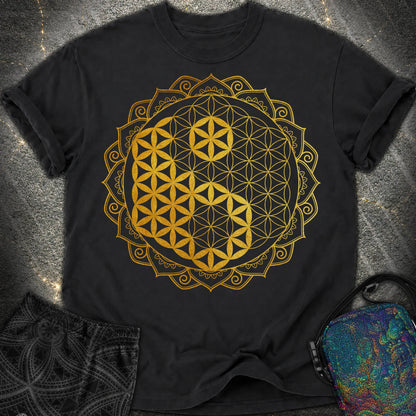Yin Yang Gold Mandala - Yin Yang Gold Mandala Comfort T-Shirt - Black