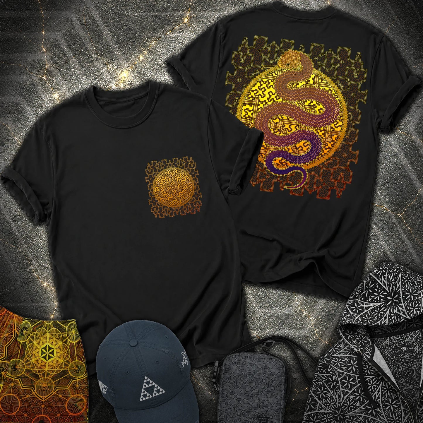 Shipibo Kene Cosmic Snake Comfort 2 Sided T-shirt - Shipibo Kene Cosmic Snake 2 Sided T-Shirt - Black