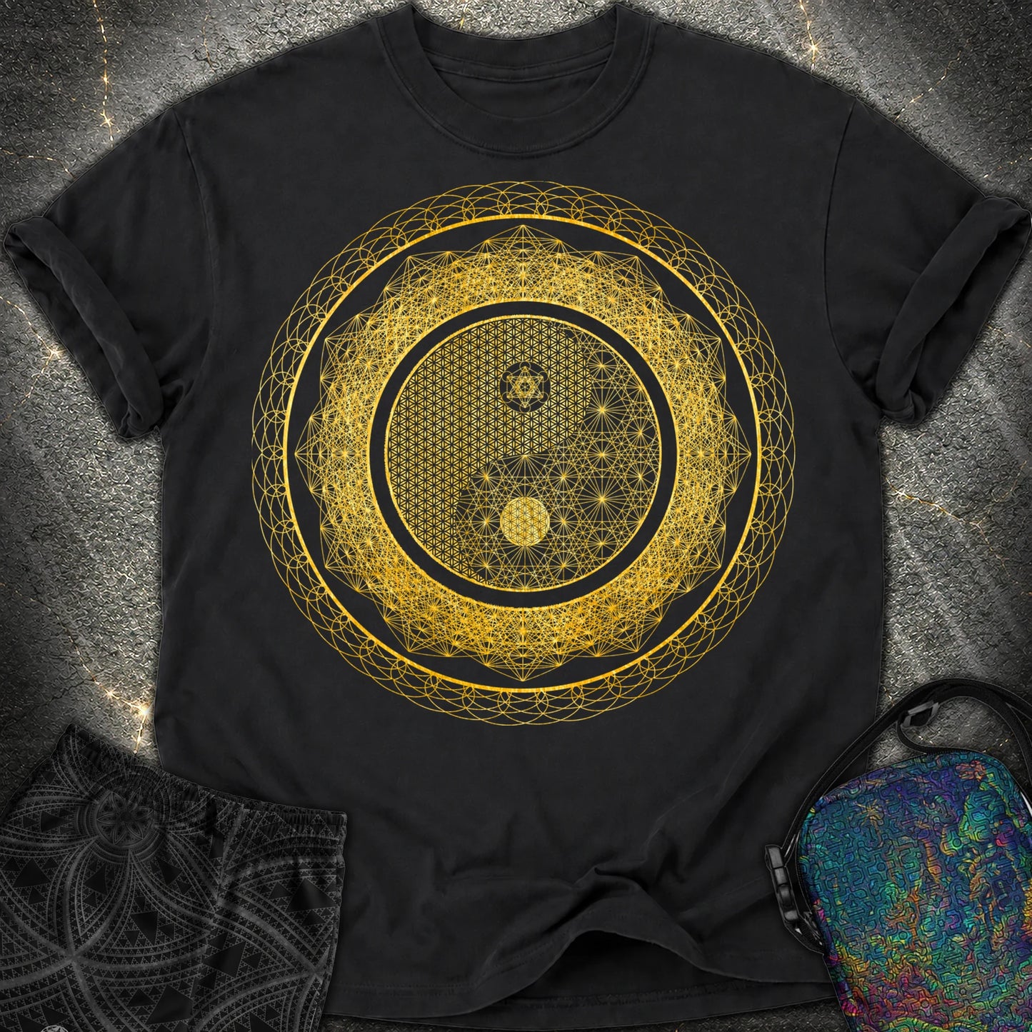 Yin Yang Gold T-Shirt - Yin Yang Gold Comfort T-Shirt - Black