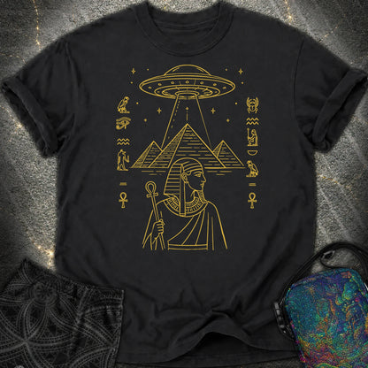 Pyramid Signal Over the Pharaoh - Pyramid Signal Over the Pharaoh Comfort T-Shirt - Black