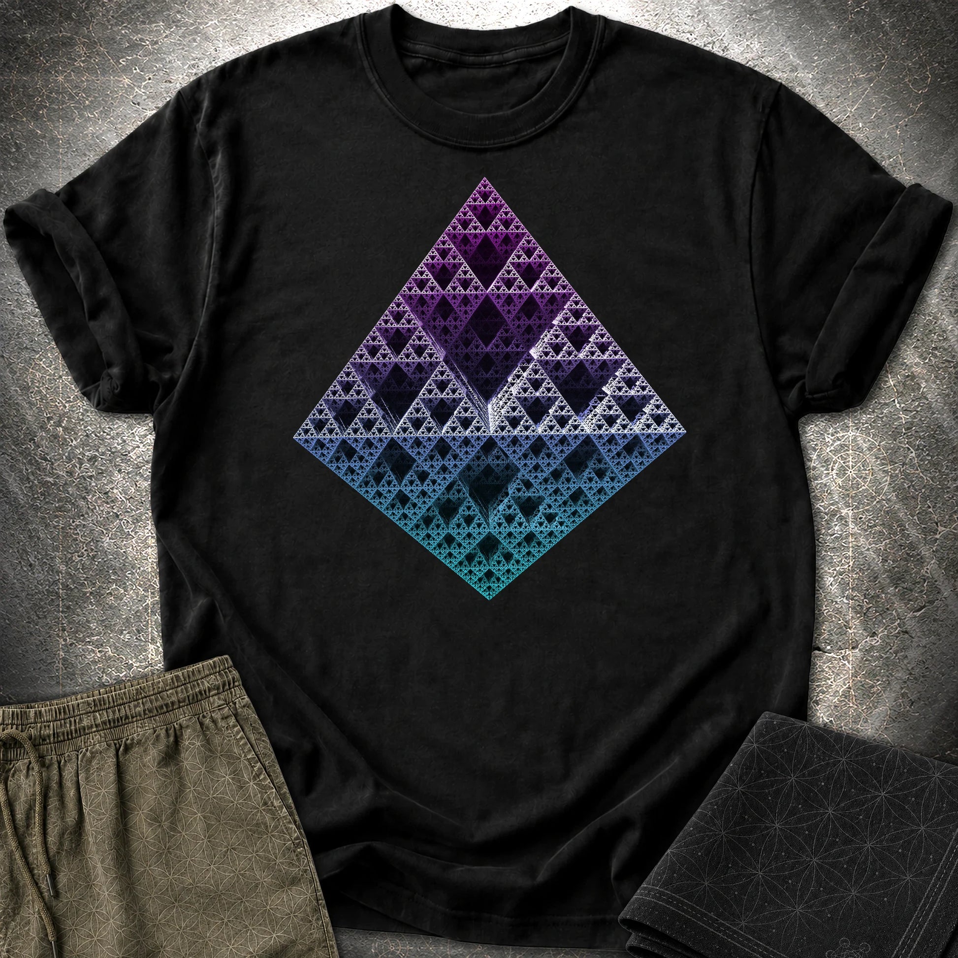 Sierpinski 3D Fractal T-Shirt - Sierpinski 3D Fractal T-Shirt - Black