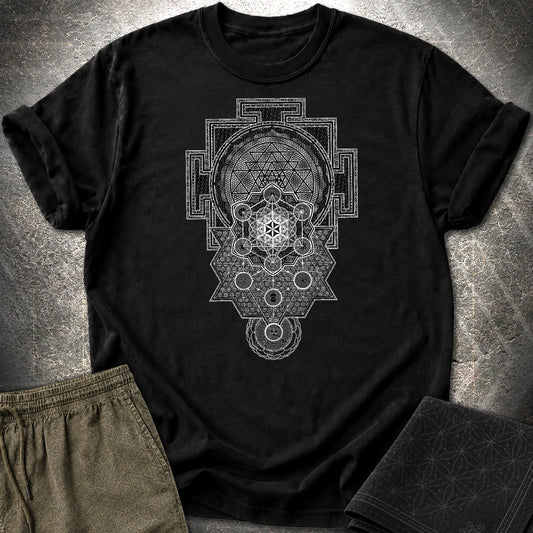 Sri Yantra Intricate Sacred Patterns T-Shirt - Sri Yantra Intricate Sacred Patterns T-Shirt - Black