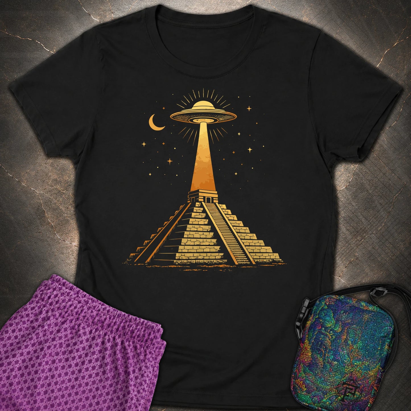 Piramida Majów I UFO - Piramida Majów I UFO Womens T-Shirt - Black