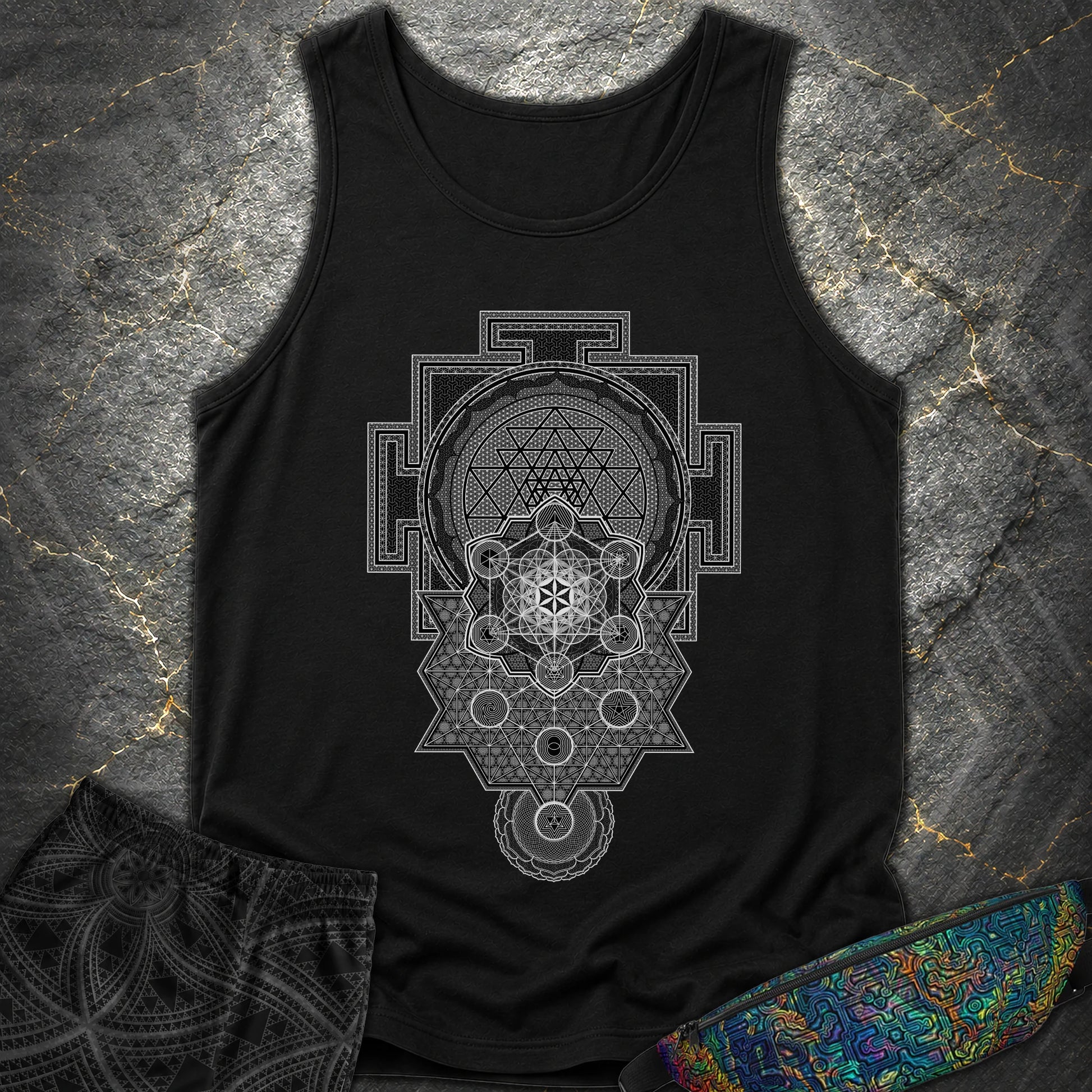 Sri Yantra Intricate Sacred Patterns - Sri Yantra Intricate Sacred Patterns Comfort Tank Top - Black