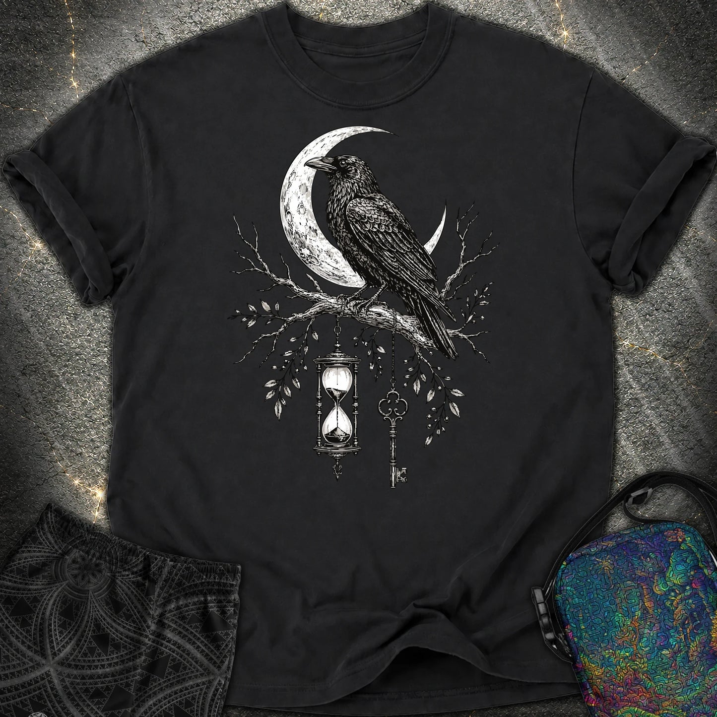 Crow Hourglass Key - Crow Hourglass Key Comfort T-Shirt - Black