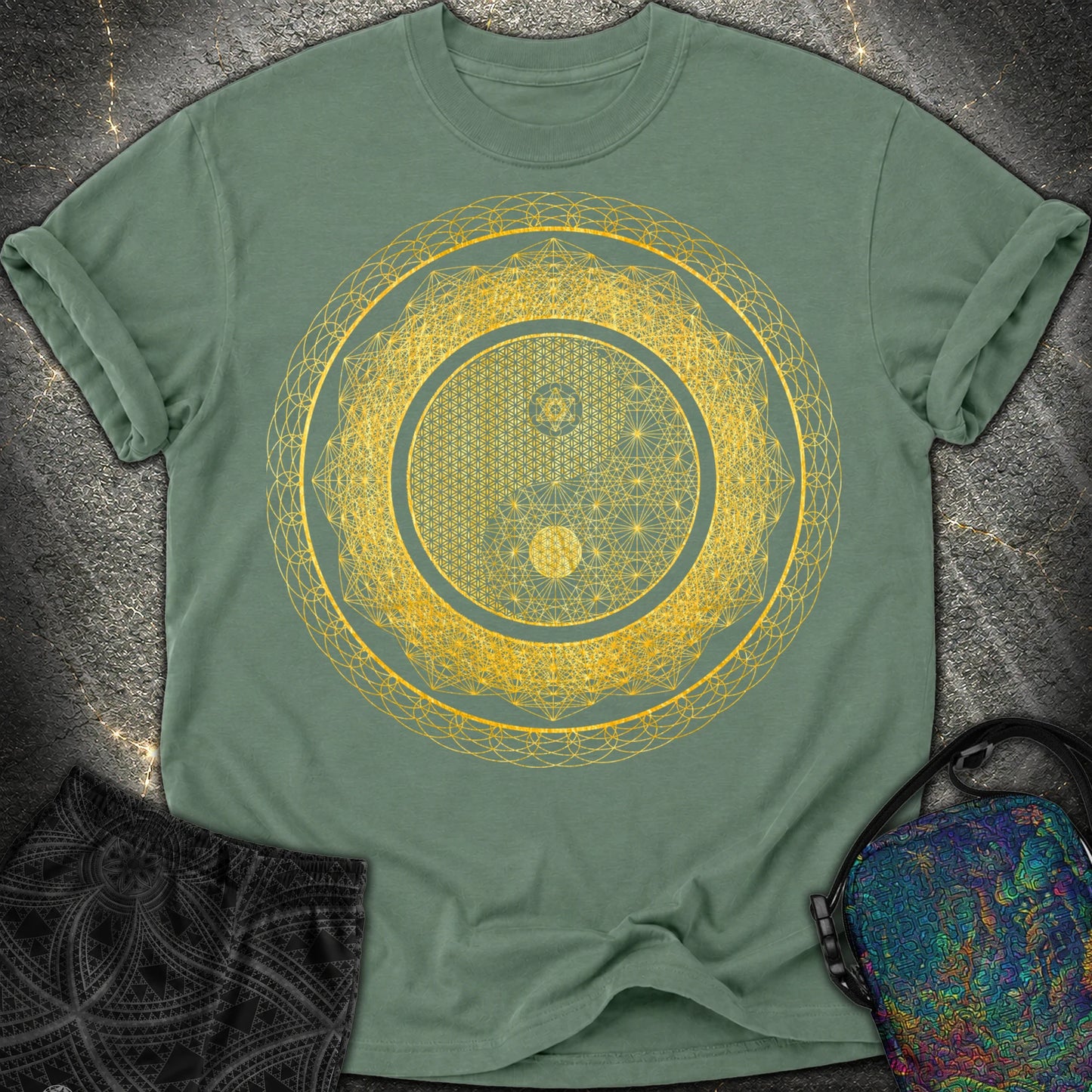 Yin Yang Gold T-Shirt - Yin Yang Gold Comfort T-Shirt - Blue Spruce