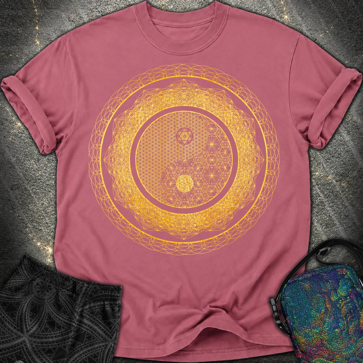 Yin Yang Gold T-Shirt - Yin Yang Gold Comfort T-Shirt - Brick