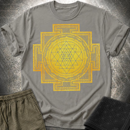 Sri Yantra Intricate Patterns T-Shirt - Sri Yantra Intricate Patterns T-Shirt - Charcoal