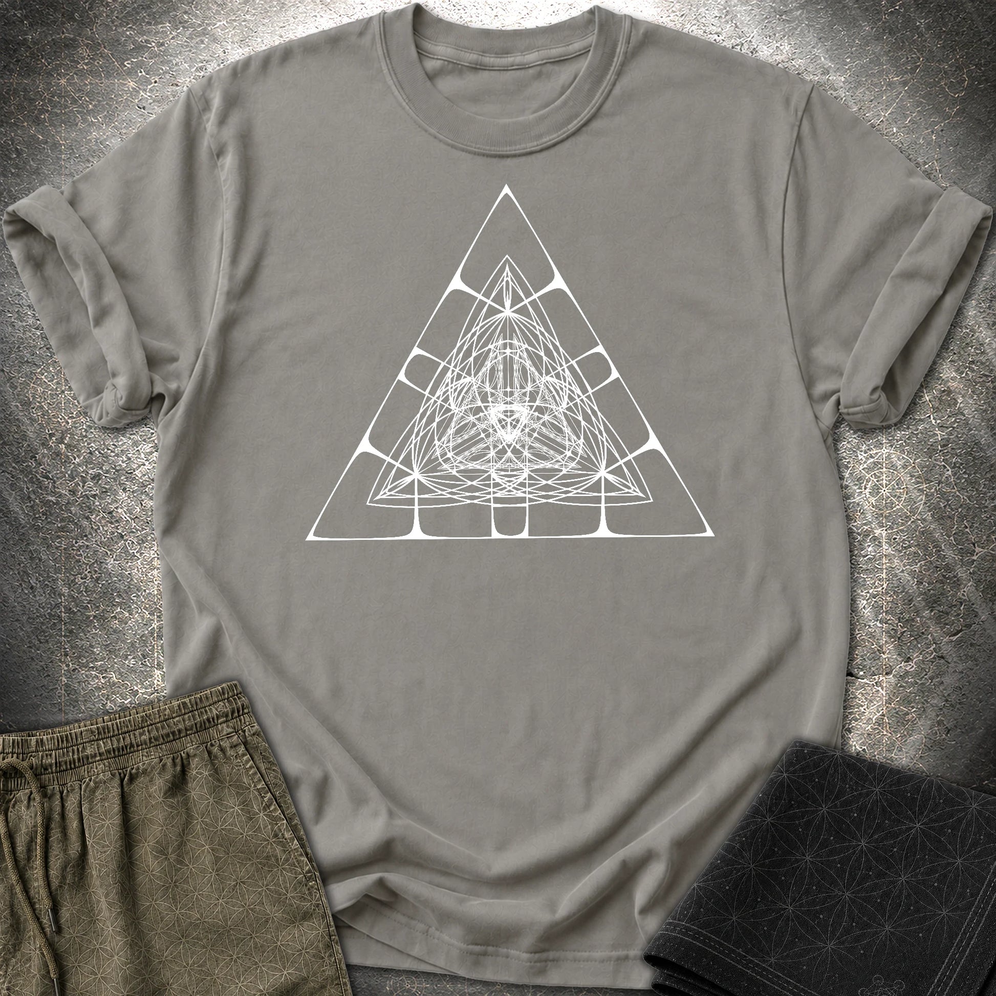 Alien Pyramid T-Shirt - Alien Pyramid T-Shirt - Charcoal