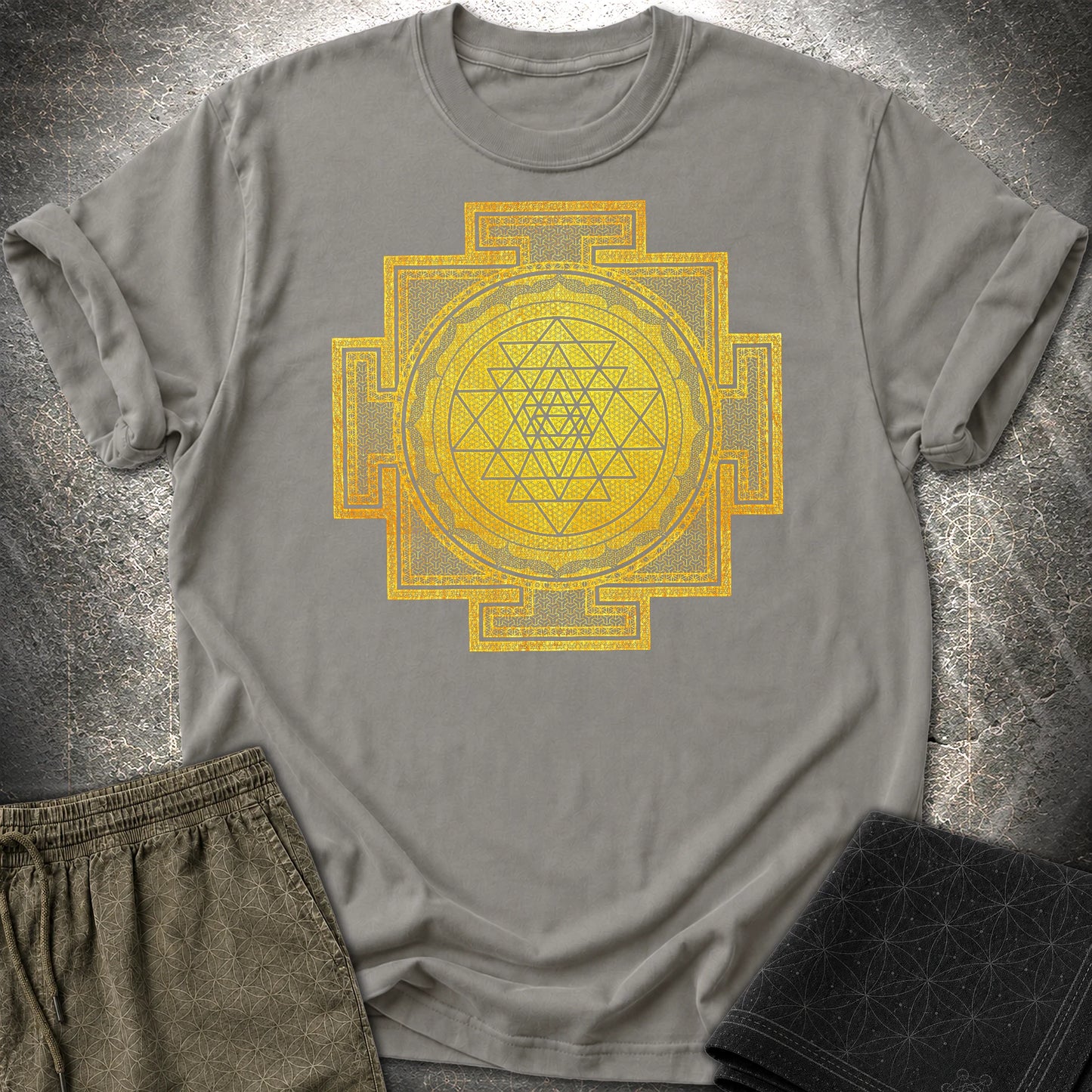 Sri Yantra Intricate Patterns T-Shirt - Sri Yantra Intricate Patterns T-Shirt - Charcoal