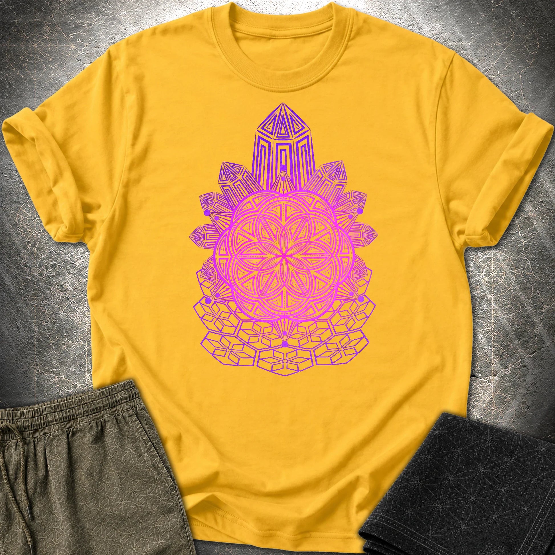 Crystal Seed Sacred Geometry T-Shirt - Crystal Seed Sacred Geometry T-Shirt - Daisy