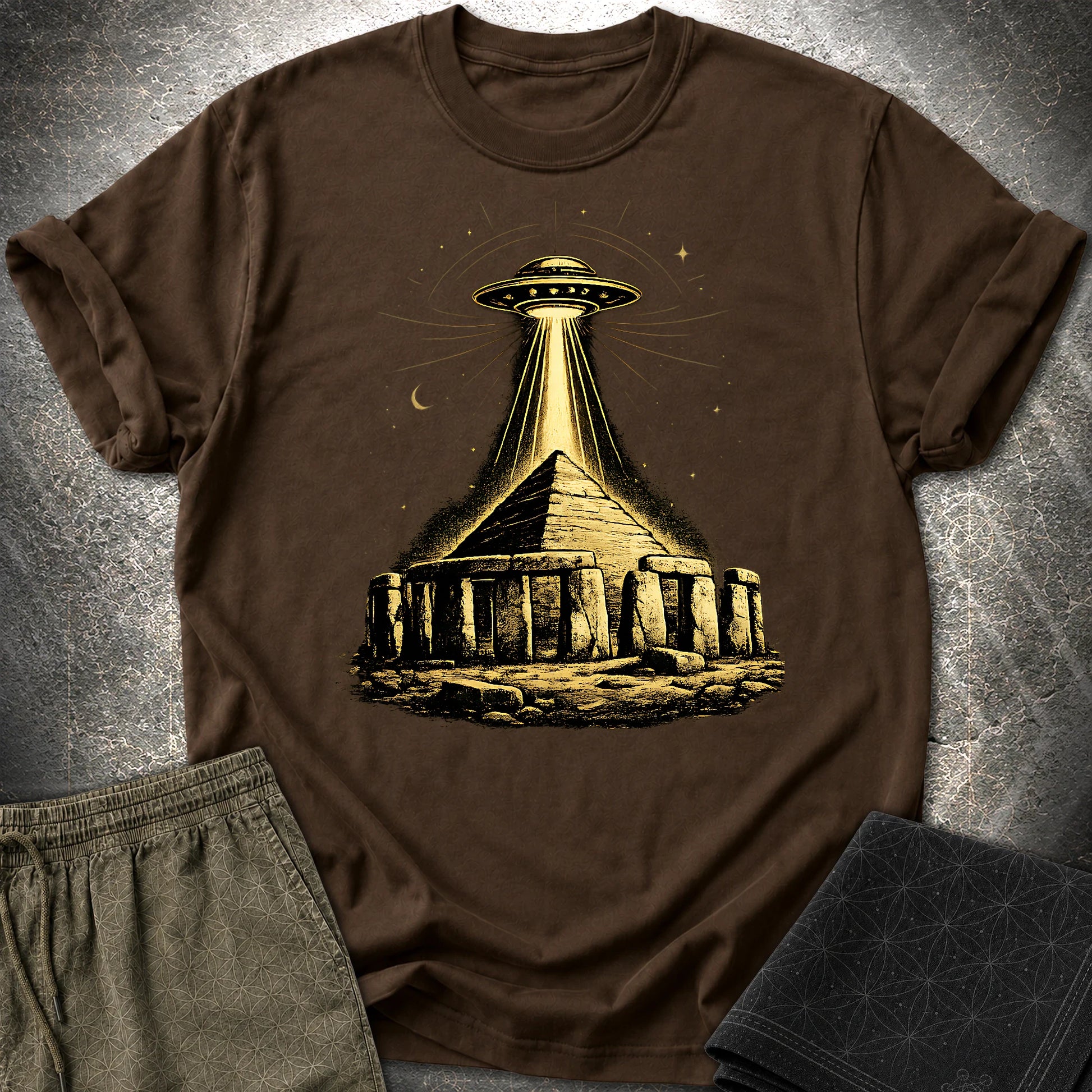 Piramida Gizy I Tajemniczy Pojazd - Piramida Gizy I Tajemniczy Pojazd T-Shirt - Dark Chocolate