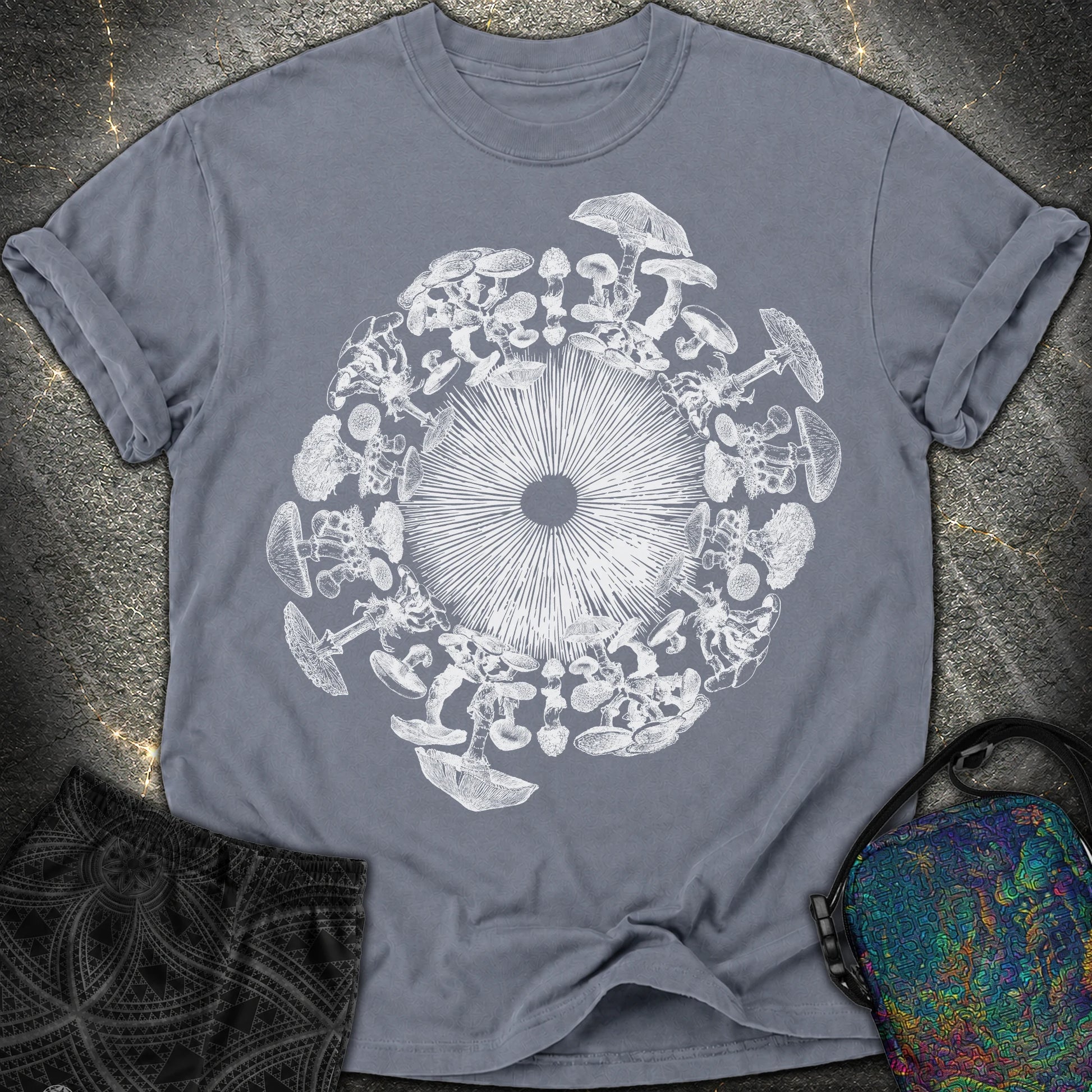 Mushroom Iris - Mushroom Iris Comfort T-Shirt - Denim