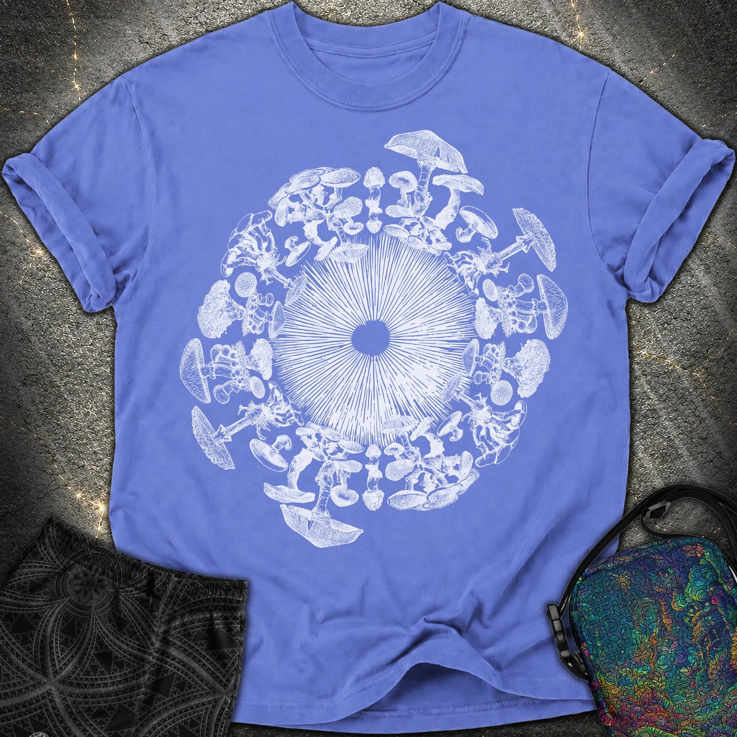 Mushroom Iris - Mushroom Iris Comfort T-Shirt - Flo Blue