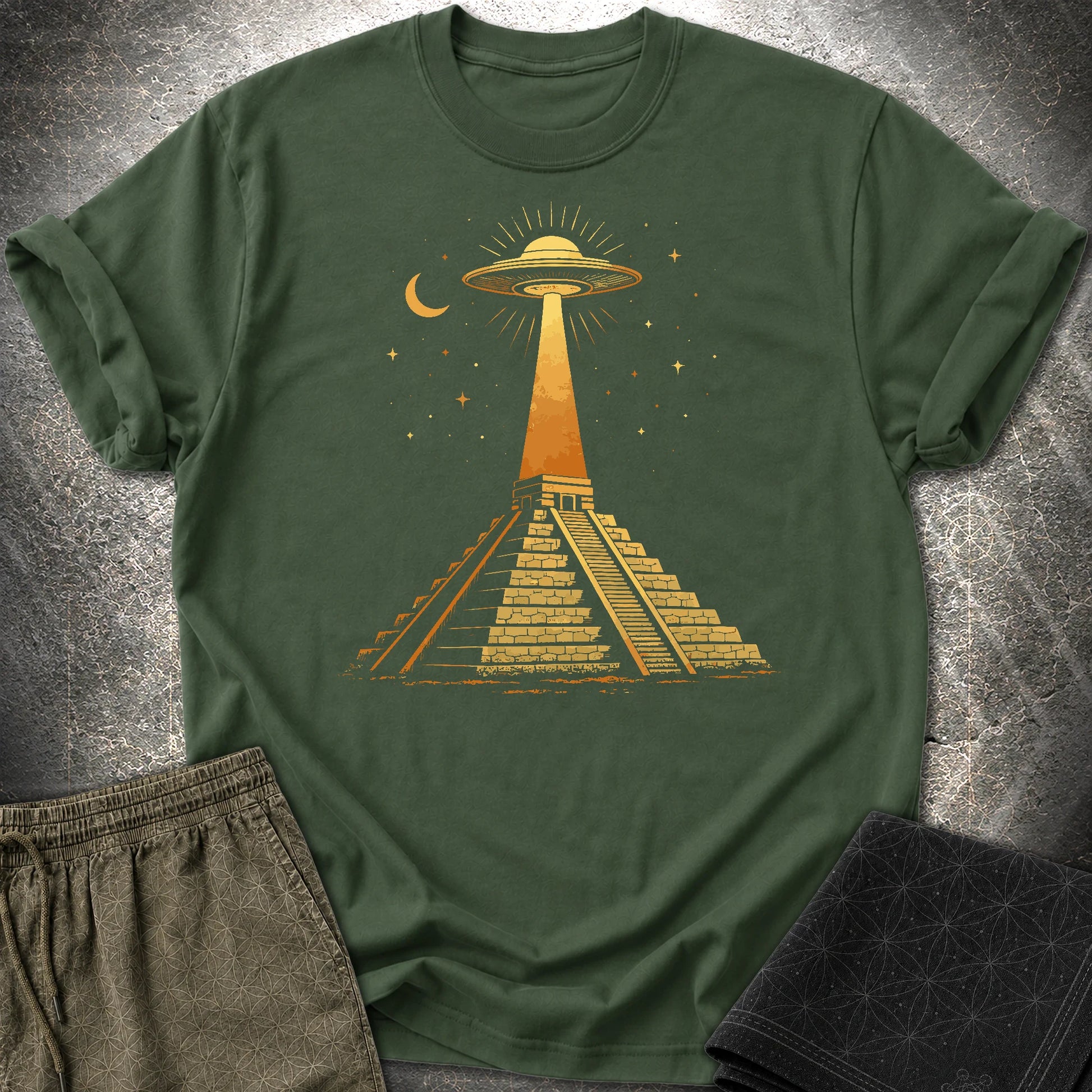 Piramida Majów I UFO - Piramida Majów I UFO T-Shirt - Forest Green