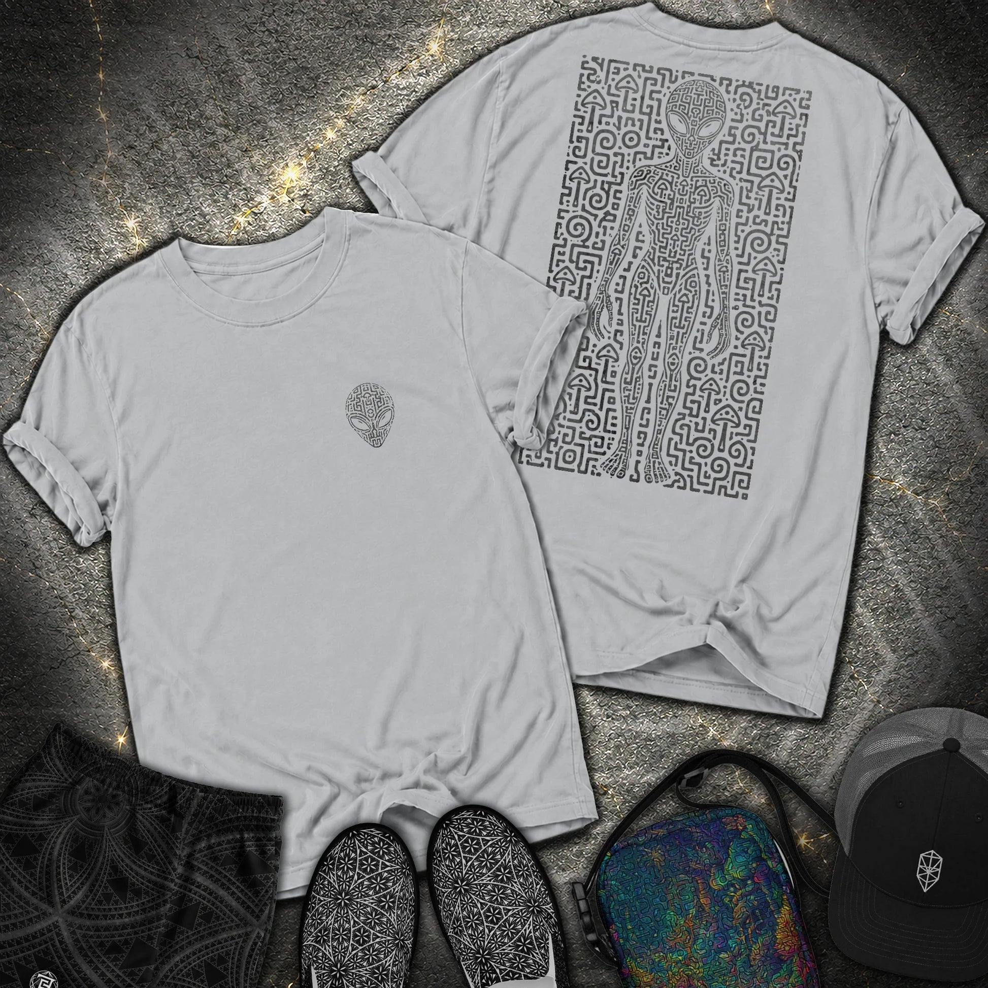 Psychedelic Distressed Alien 2 Sided Comfort T-Shirt - Psychedelic Distressed Alien 2 Sided Comfort T-Shirt - Granite