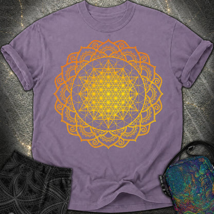 Tetrahedron Mandala T-Shirt - Tetrahedron Mandala Comfort T-Shirt - Grape