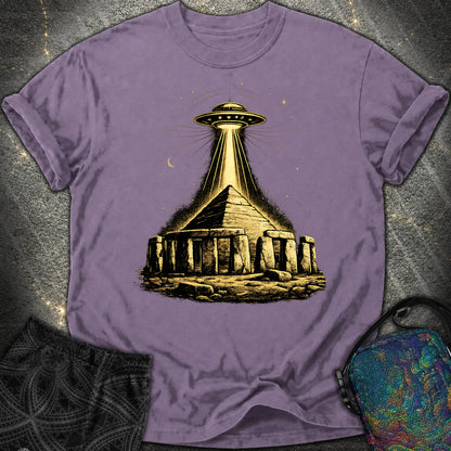 Piramida Gizy I Tajemniczy Pojazd - Piramida Gizy I Tajemniczy Pojazd Comfort T-Shirt - Grape