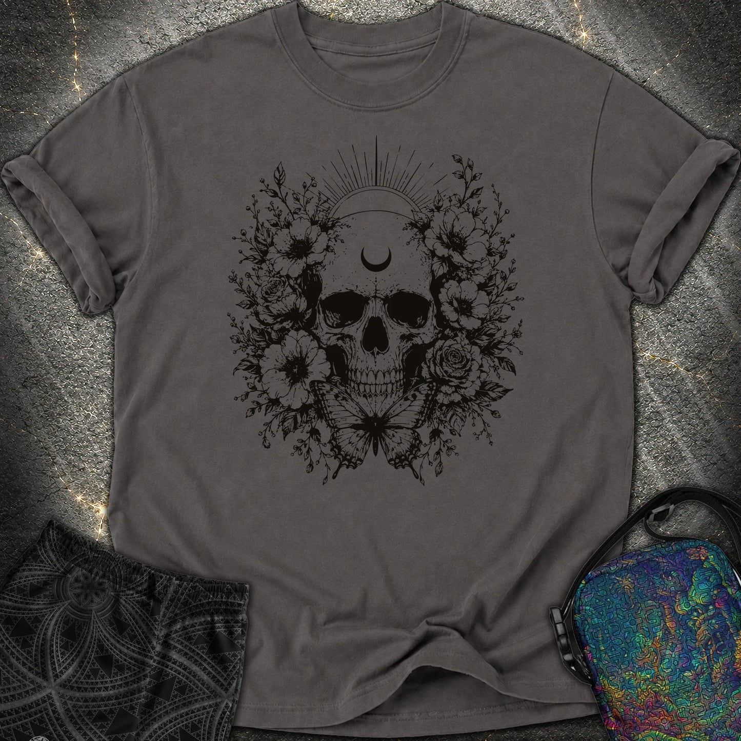 Moon Phases Moth - Moon Phases Moth Comfort T-Shirt - Graphite