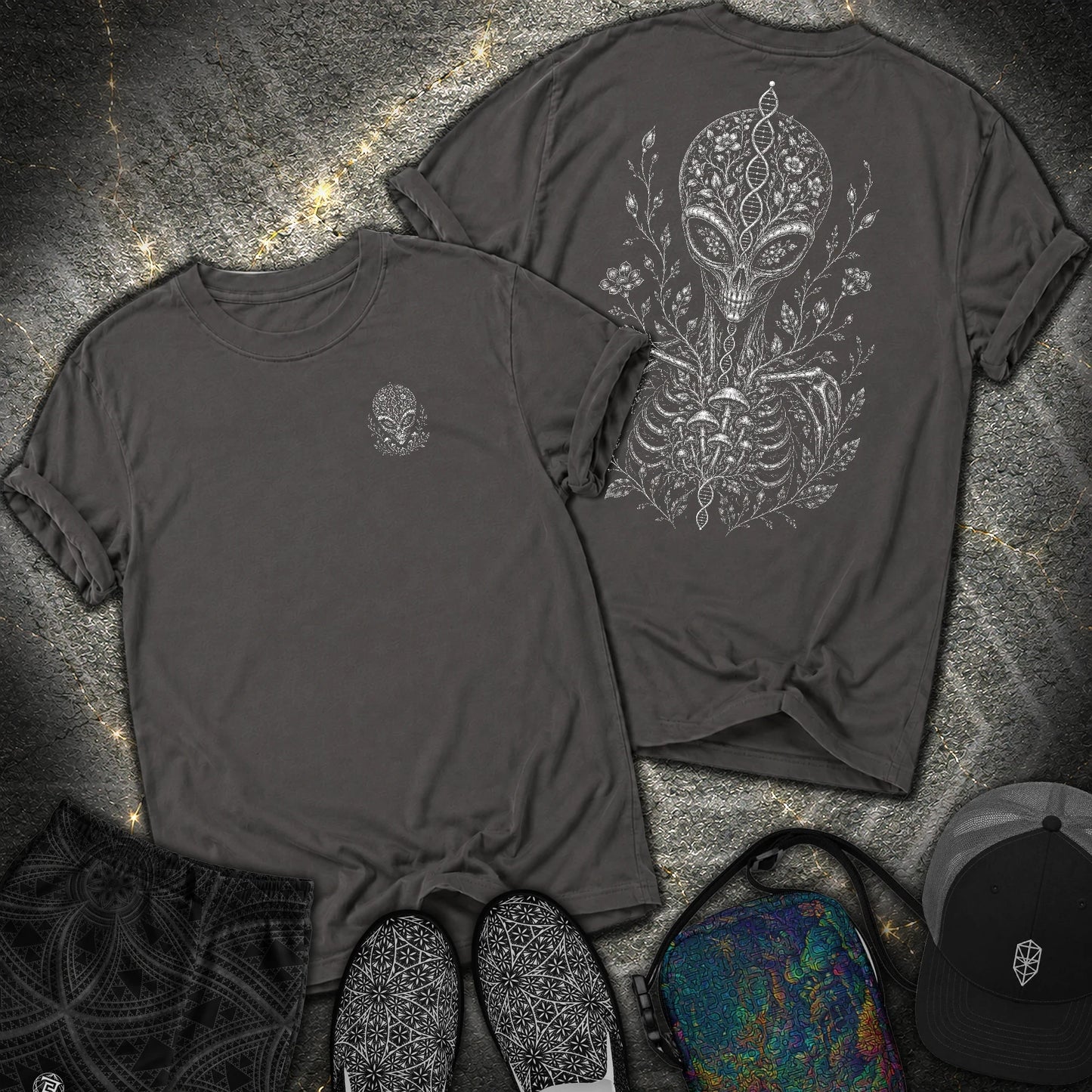 Ultraterrestrial 2 Sided Comfort T-Shirt - Ultraterrestrial 2 Sided Comfort T-Shirt - Graphite