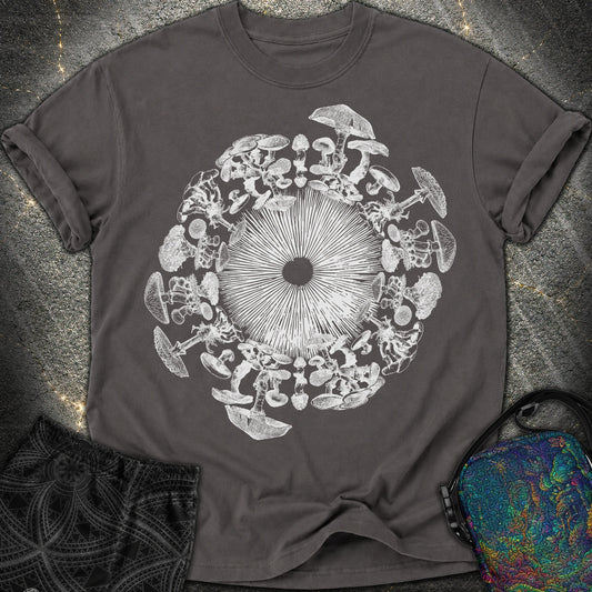 Mushroom Iris - Mushroom Iris Comfort T-Shirt - Graphite