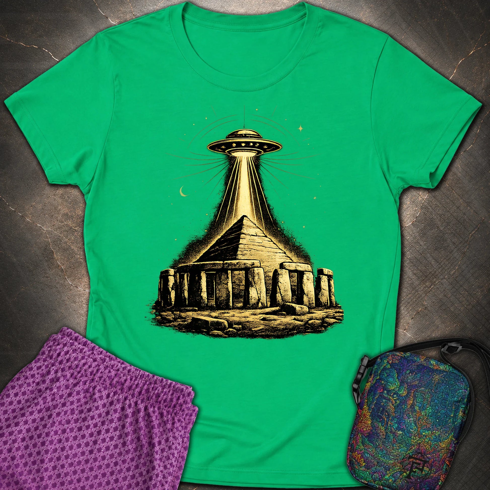 Piramida Gizy I Tajemniczy Pojazd - Piramida Gizy I Tajemniczy Pojazd Womens T-Shirt - Irish Green