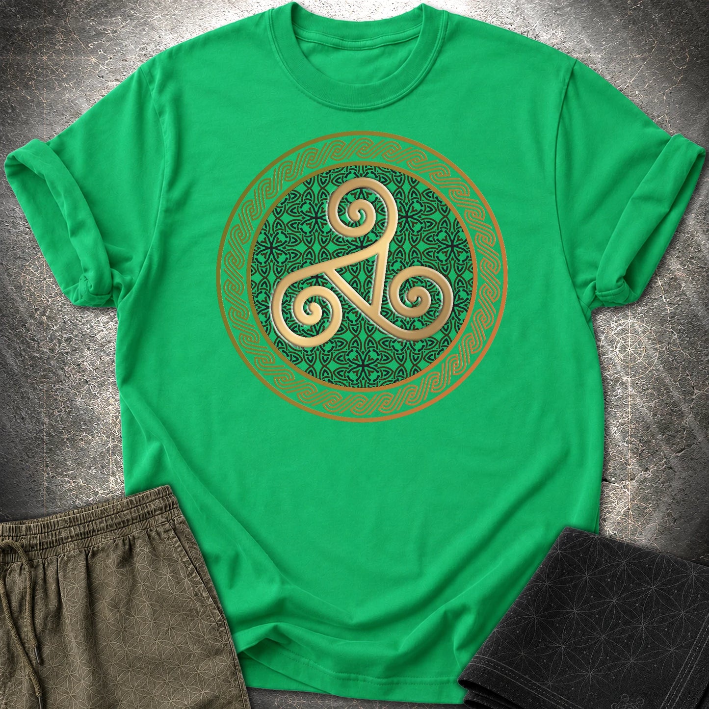 Celtic Triskelion T-Shirt - Celtic Triskelion T-Shirt - Irish Green
