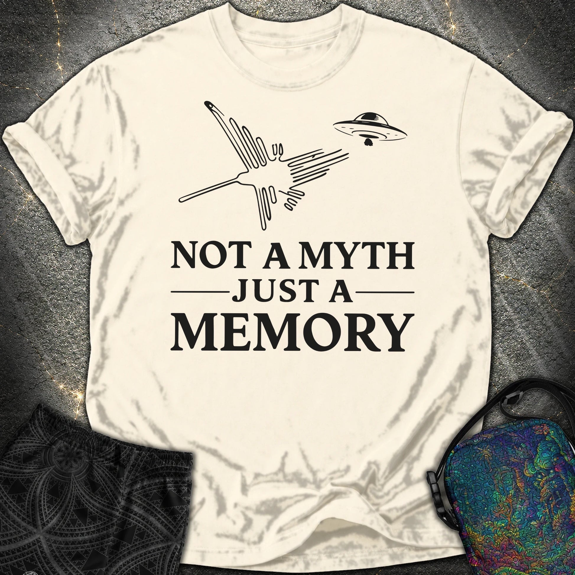 NOT MYTH JUST MEMORY Czarne - NOT MYTH JUST MEMORY Czarne Comfort T-Shirt - Ivory
