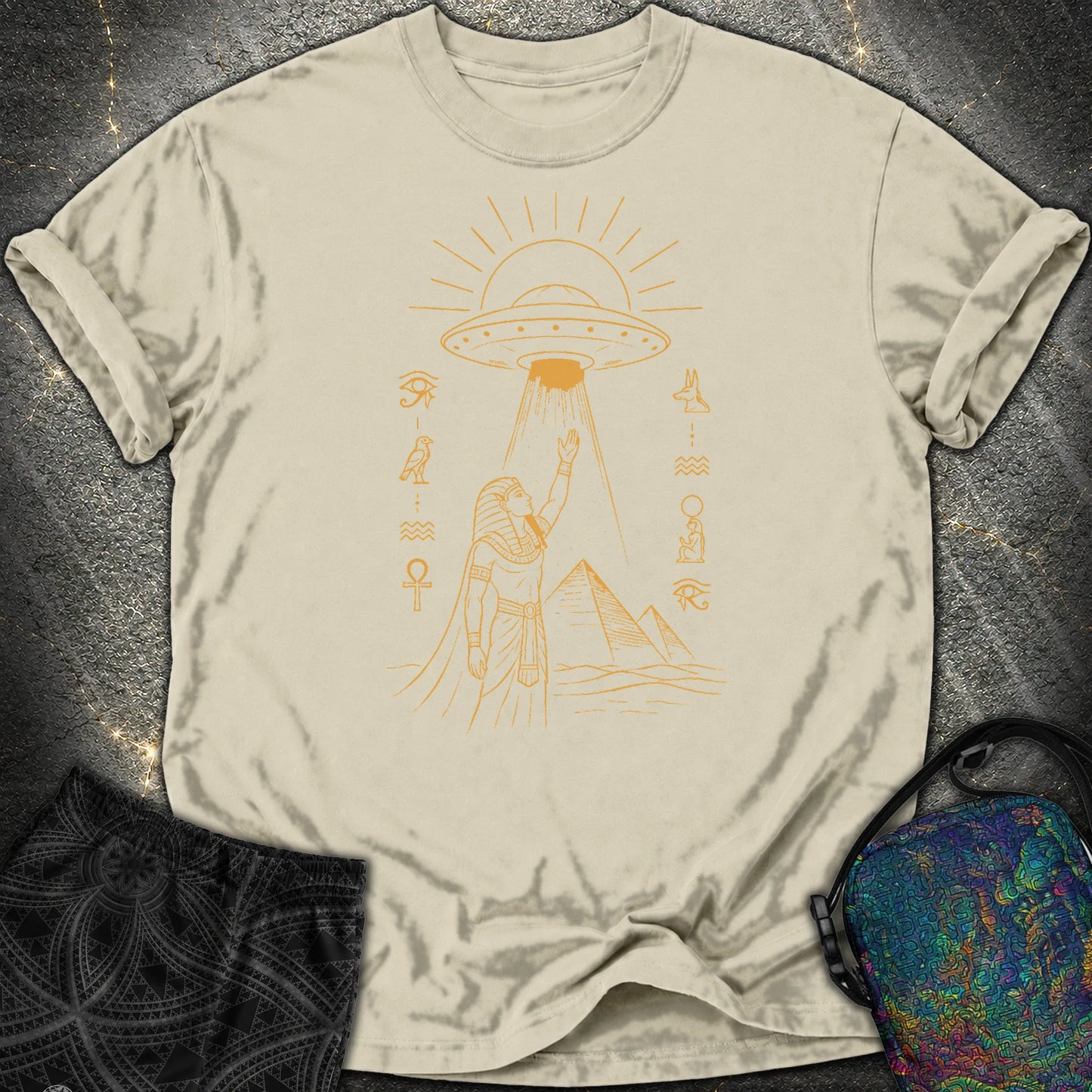 Pharaoh Reaching for the Sky Vessel - Pharaoh Reaching for the Sky Vessel Comfort T-Shirt - Khaki