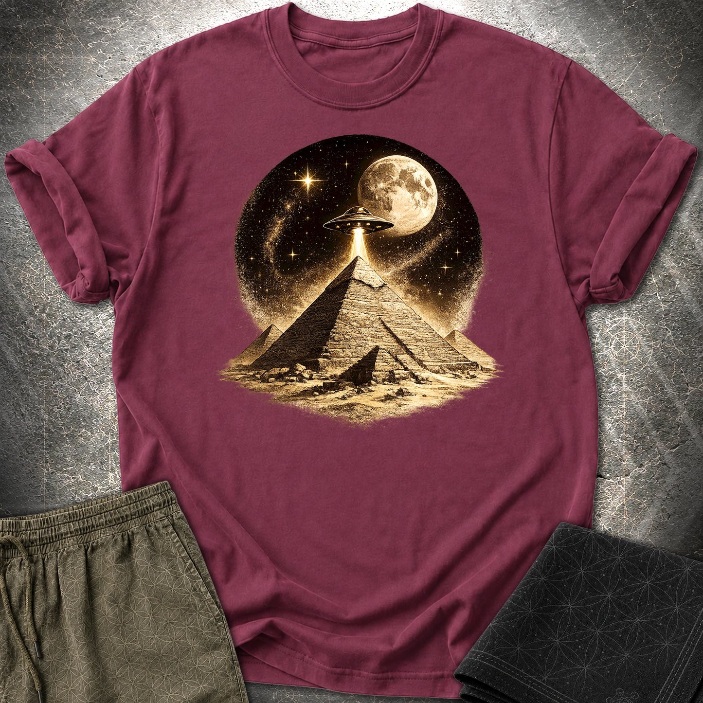 Giza Pyramid Maøe - Giza Pyramid Maøe T-Shirt - Maroon