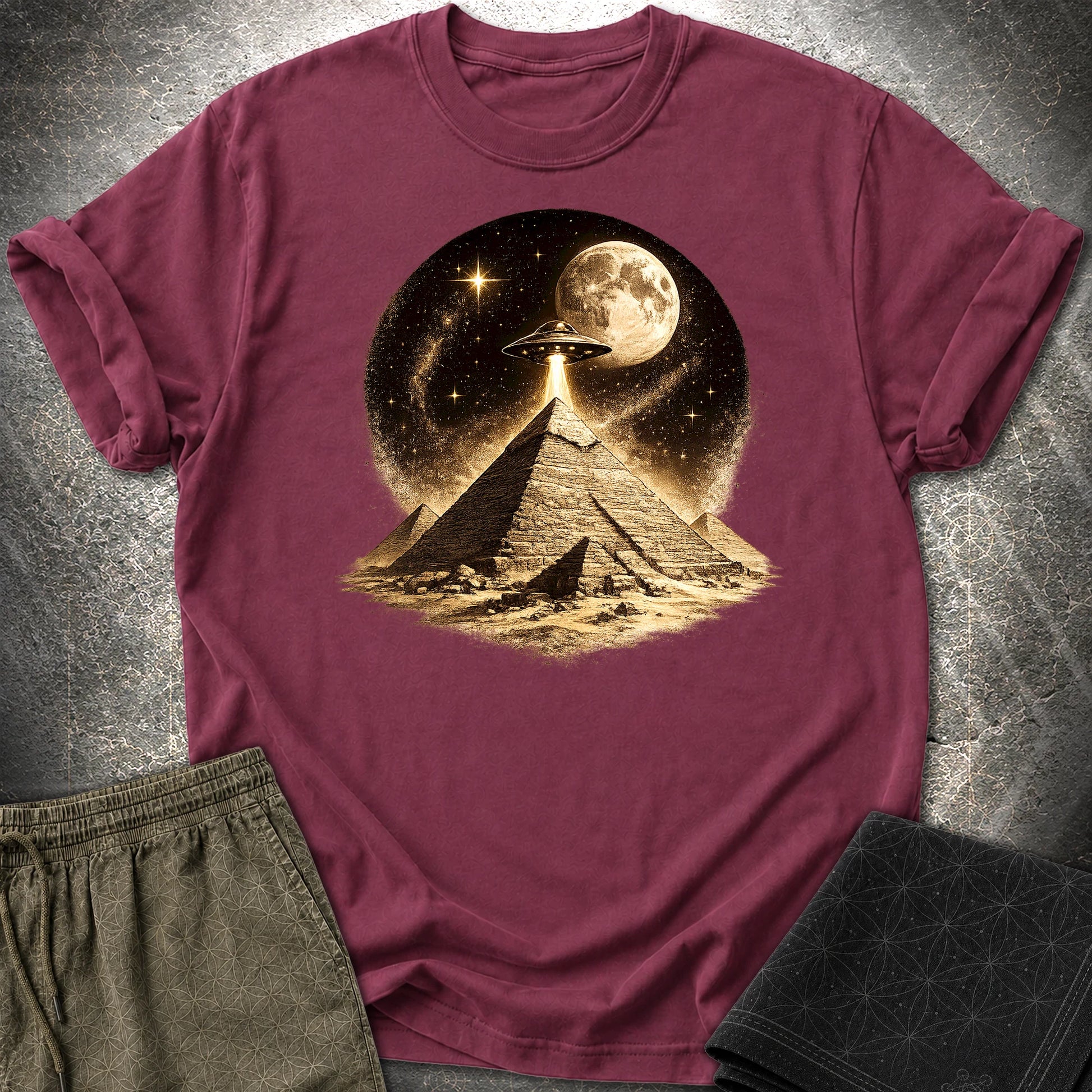 Giza Pyramid Maøe - Giza Pyramid Maøe T-Shirt - Maroon