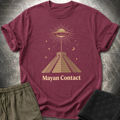 Piramida Majów I UFO 2 - Piramida Majów I UFO 2 T-Shirt - Maroon