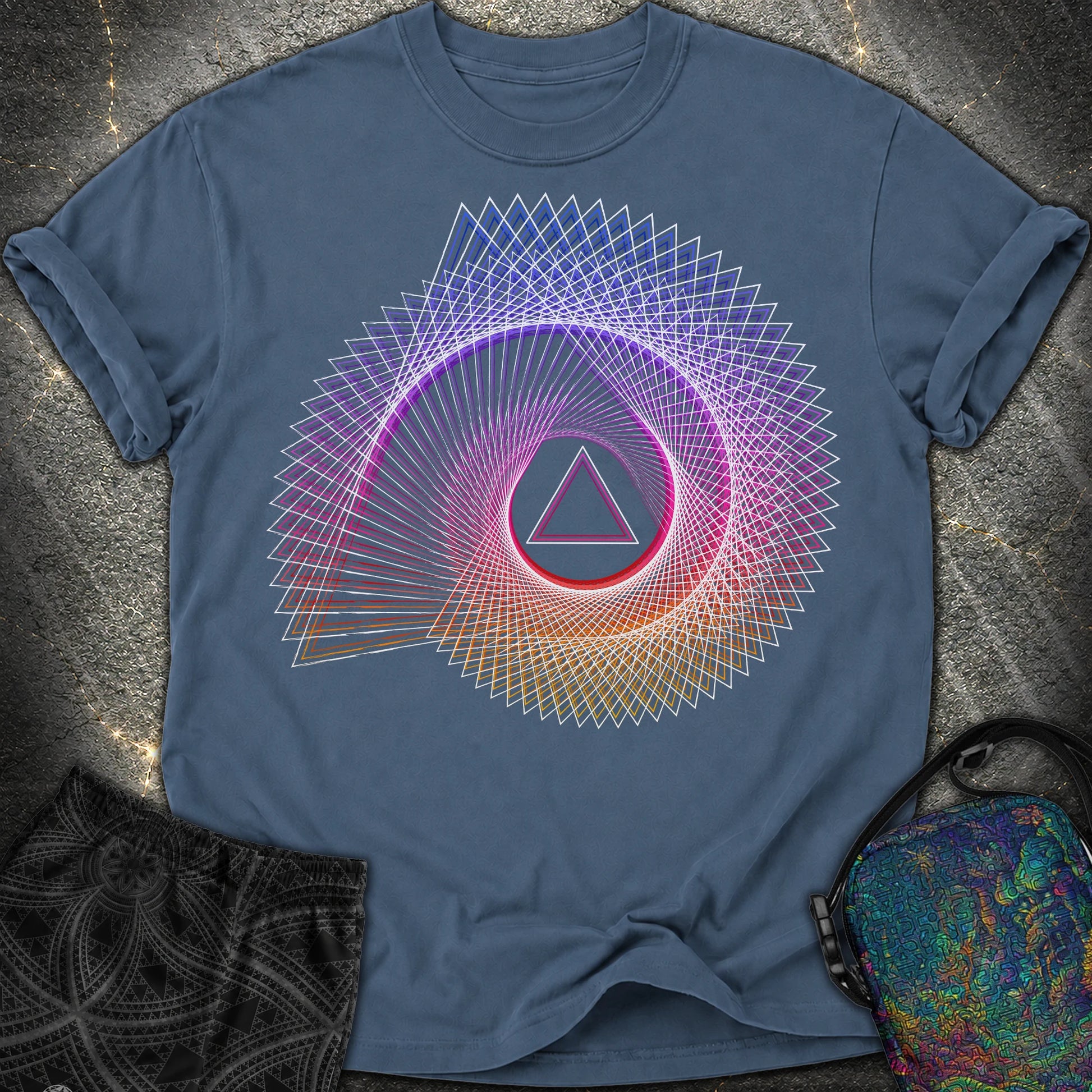 Spiralling Gradient Triangle - Spiralling Gradient Triangle Comfort T-Shirt - Midnight