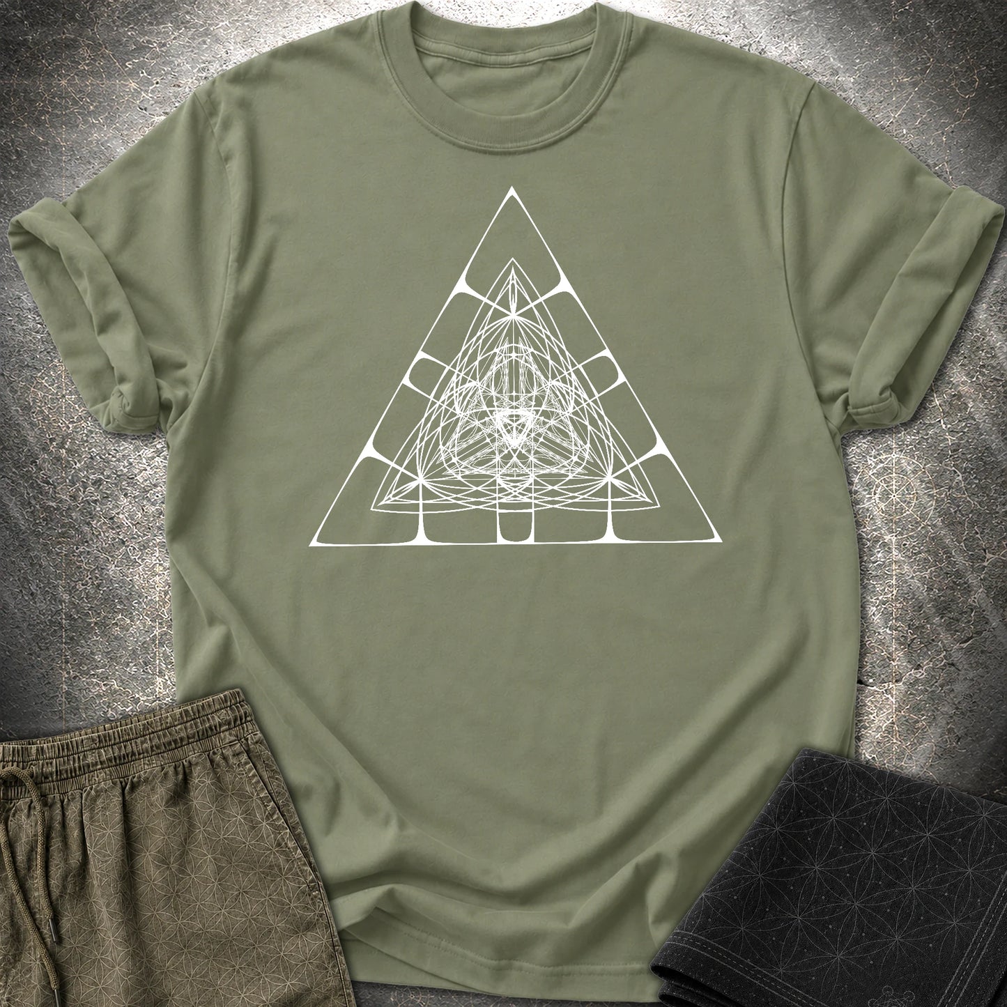 Alien Pyramid T-Shirt - Alien Pyramid T-Shirt - Military Green