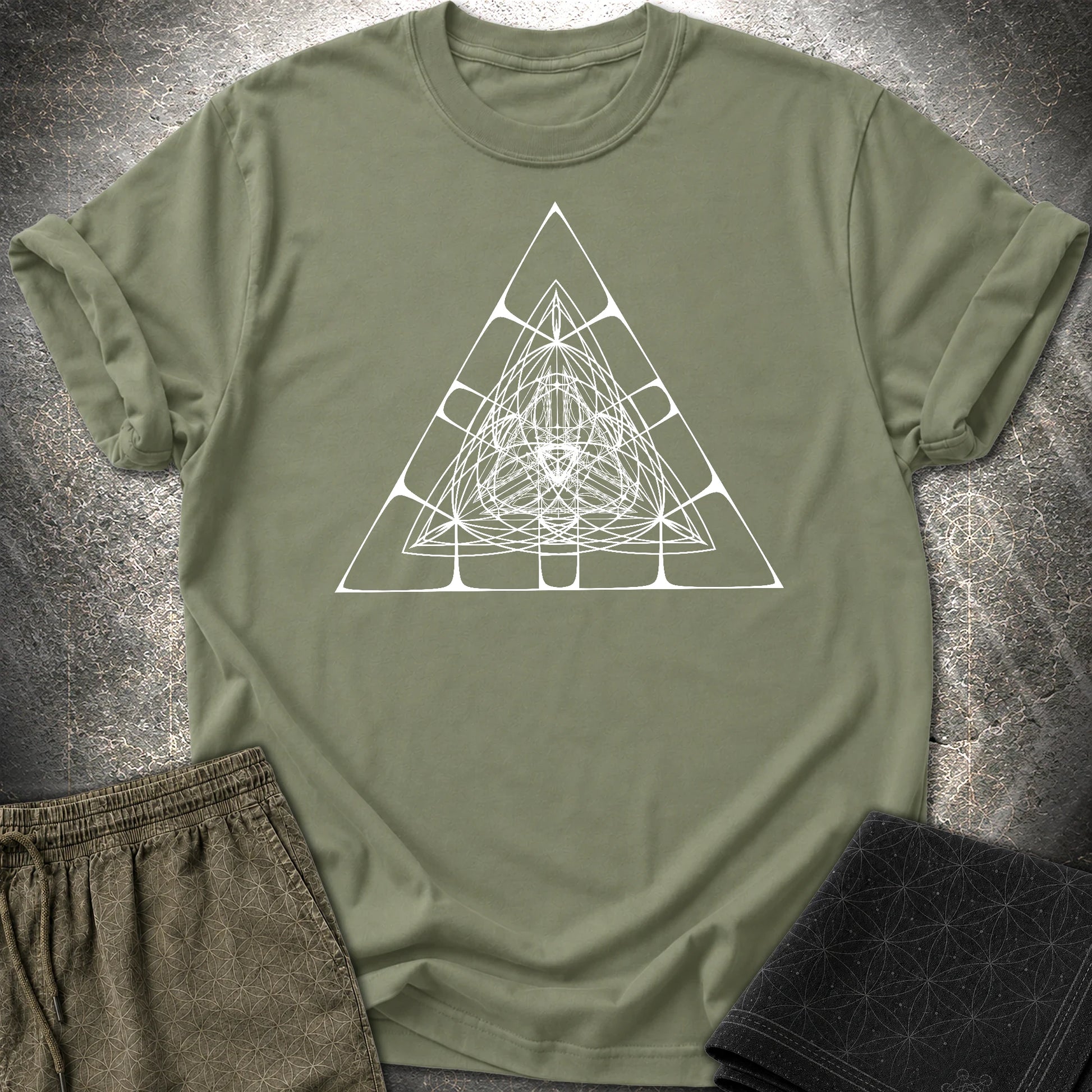 Alien Pyramid T-Shirt - Alien Pyramid T-Shirt - Military Green