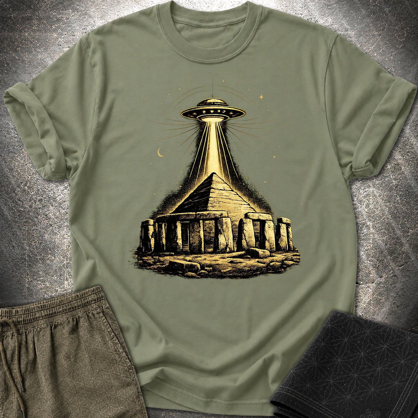Piramida Gizy I Tajemniczy Pojazd - Piramida Gizy I Tajemniczy Pojazd T-Shirt - Military Green