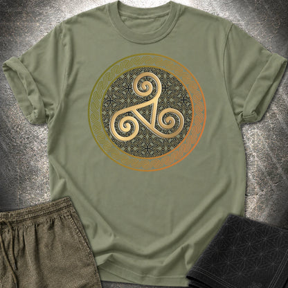 Celtic Triskelion T-Shirt - Celtic Triskelion T-Shirt - Military Green