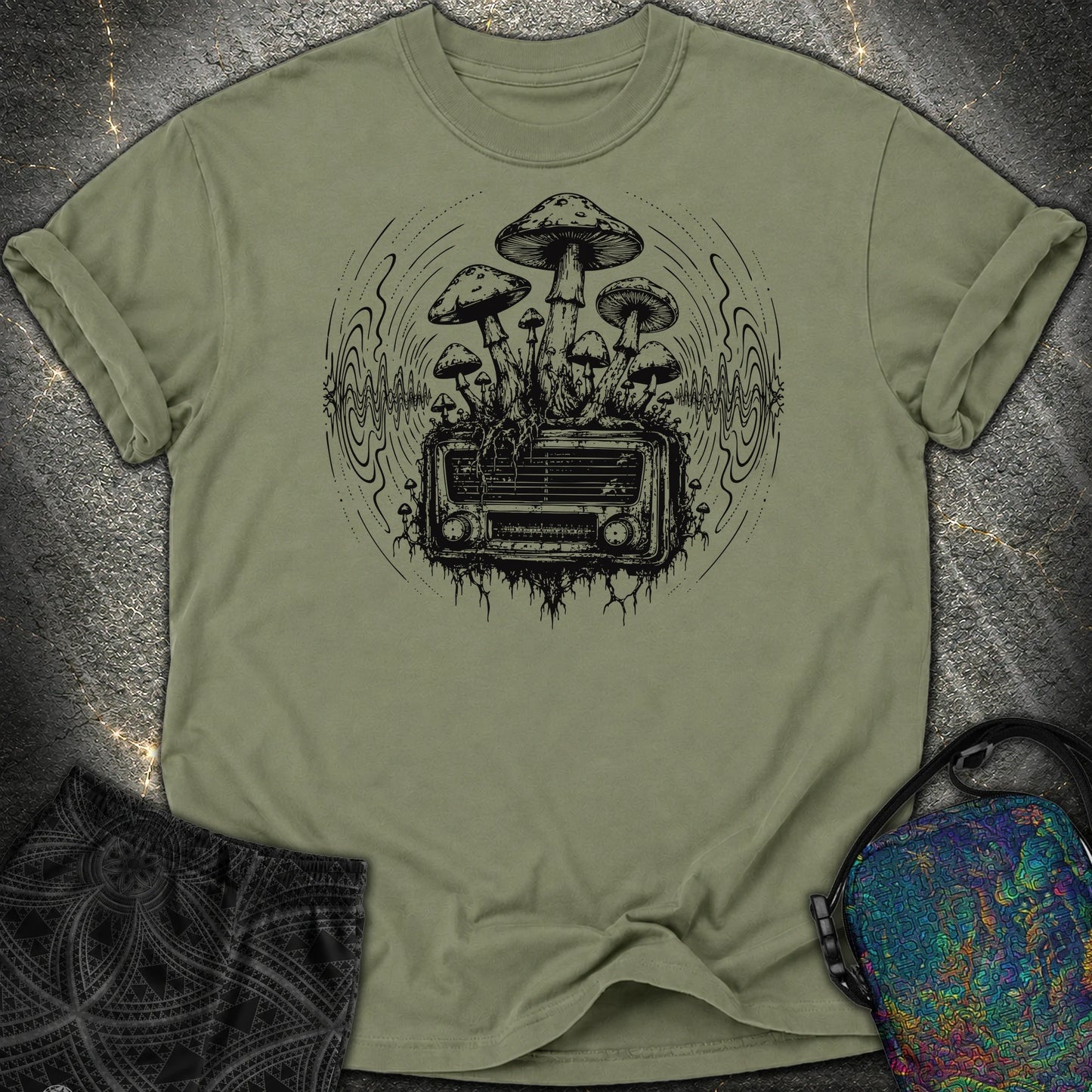 Mushroom Radio - Mushroom Radio Comfort T-Shirt - Moss