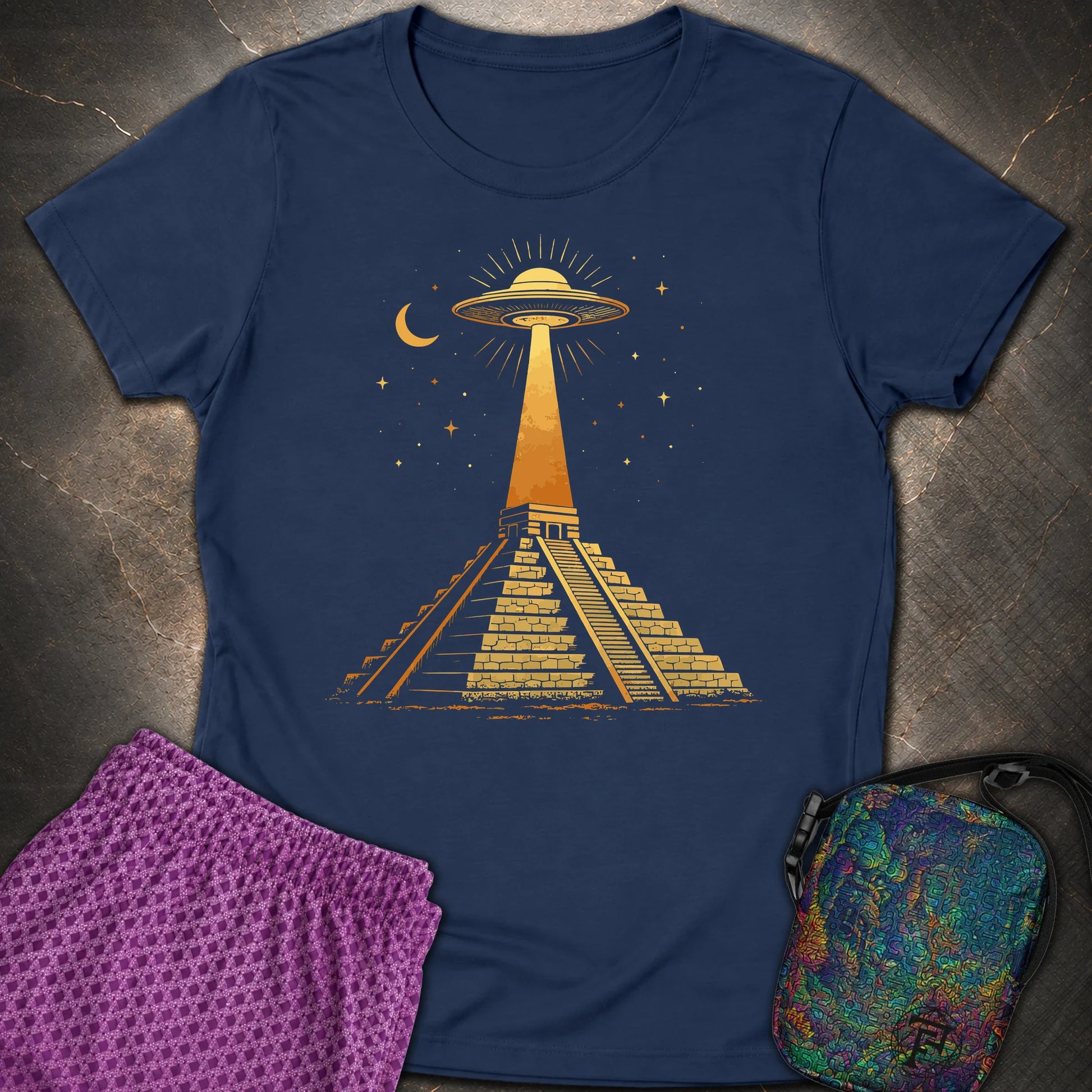 Piramida Majów I UFO - Piramida Majów I UFO Womens T-Shirt - Navy