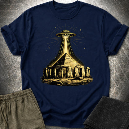 Piramida Gizy I Tajemniczy Pojazd - Piramida Gizy I Tajemniczy Pojazd T-Shirt - Navy