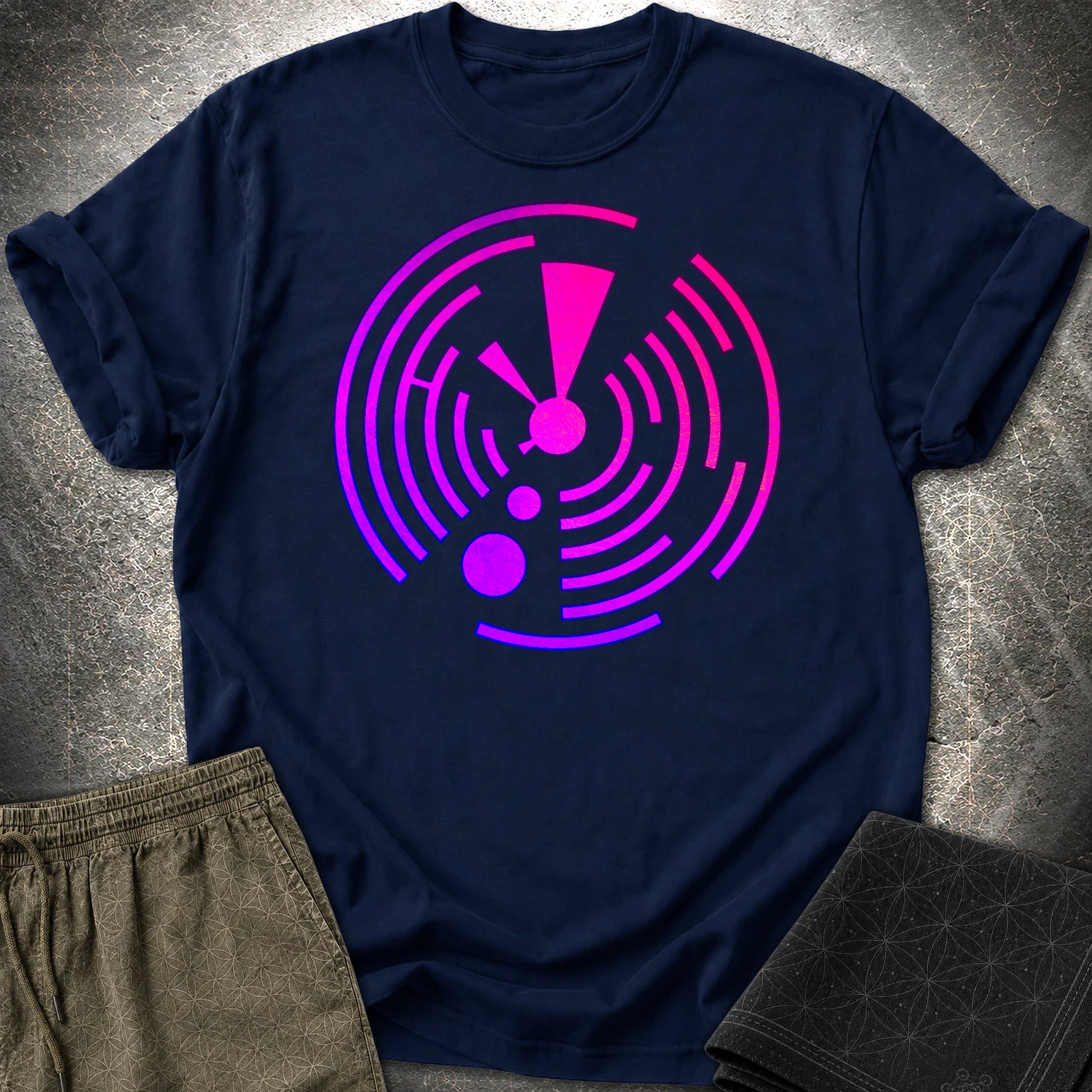Crop Circle Electric Pink T-Shirt - Crop Circle Electric Pink T-Shirt - Navy