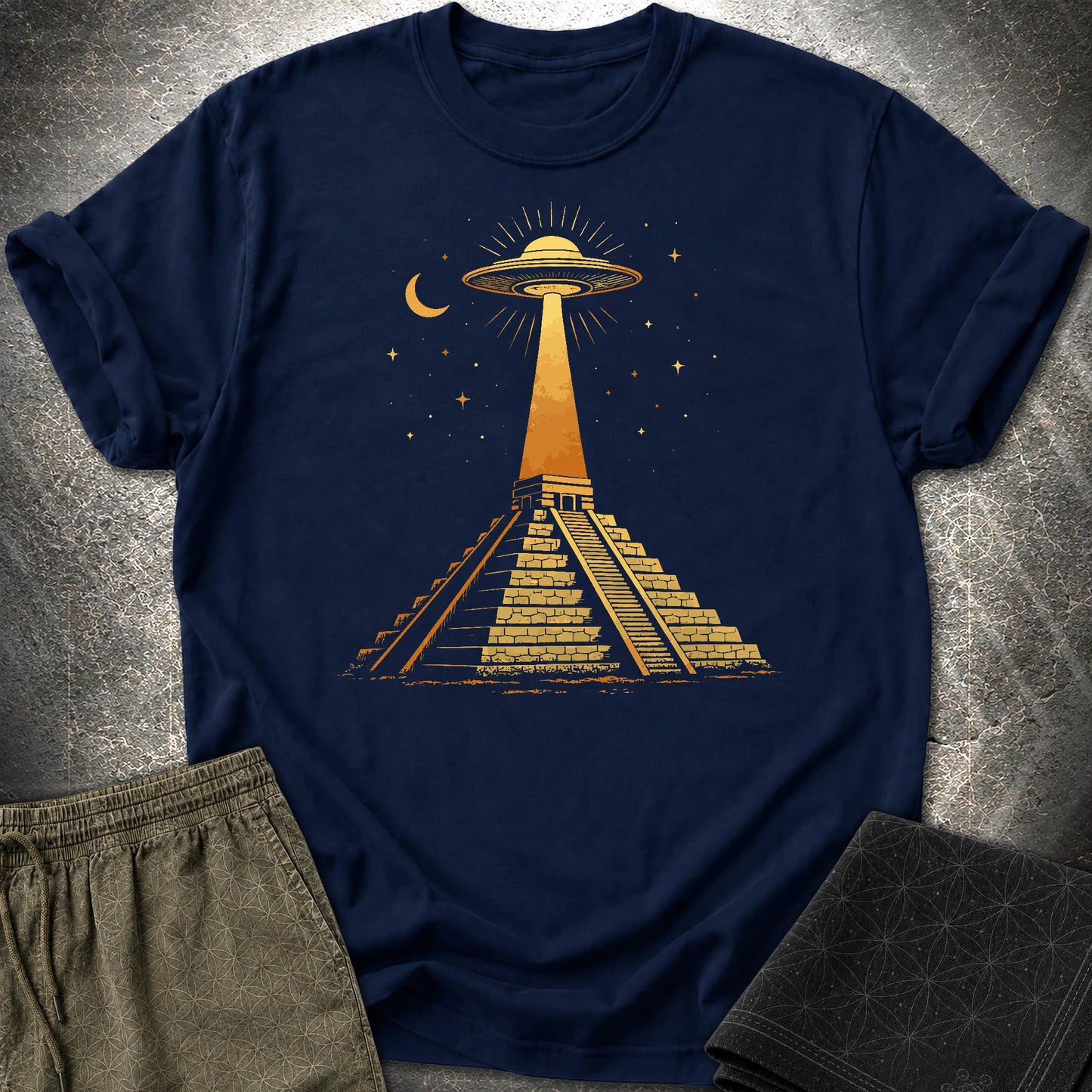 Piramida Majów I UFO - Piramida Majów I UFO T-Shirt - Navy