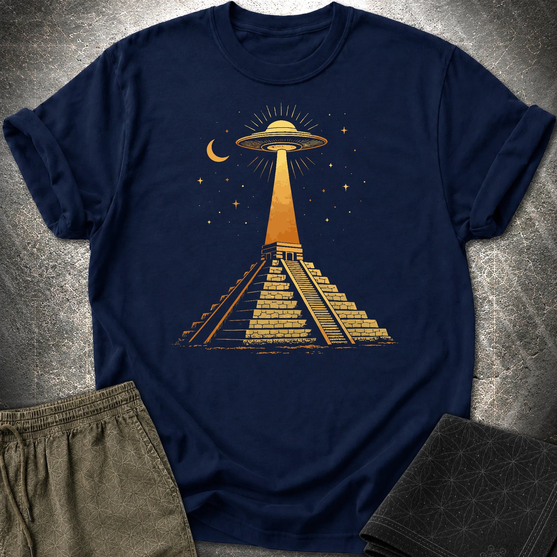 Piramida Majów I UFO - Piramida Majów I UFO T-Shirt - Navy