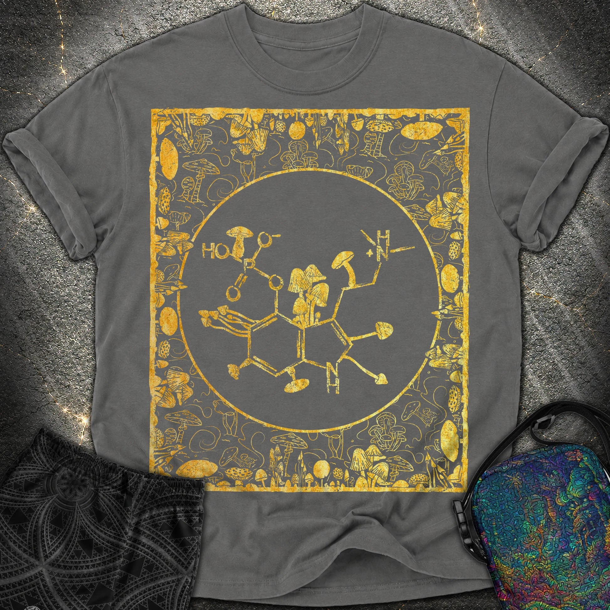Psilocybin Molecule Mushroom Frame - Psilocybin Molecule Mushroom Frame Comfort T-Shirt - Pepper